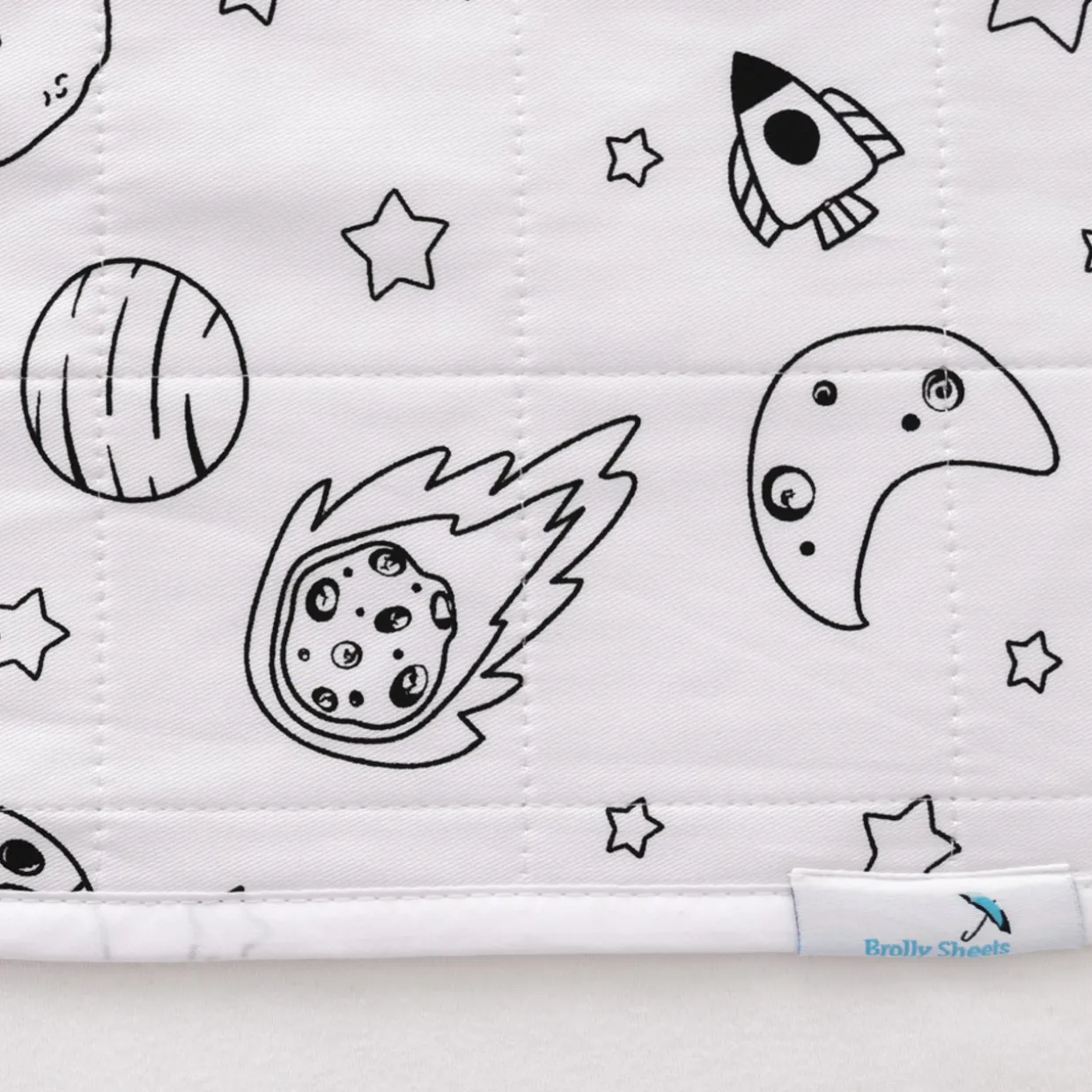 Brolly Sheet Waterproof Cot Pad with Wings