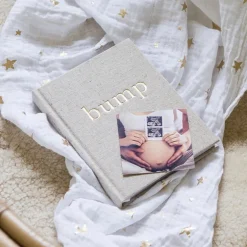 Bump - A Pregnancy Story - Natural