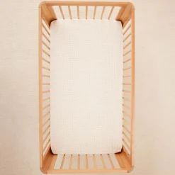 ergoPouch 2 in 1 Waterproof Fitted Cot Sheet