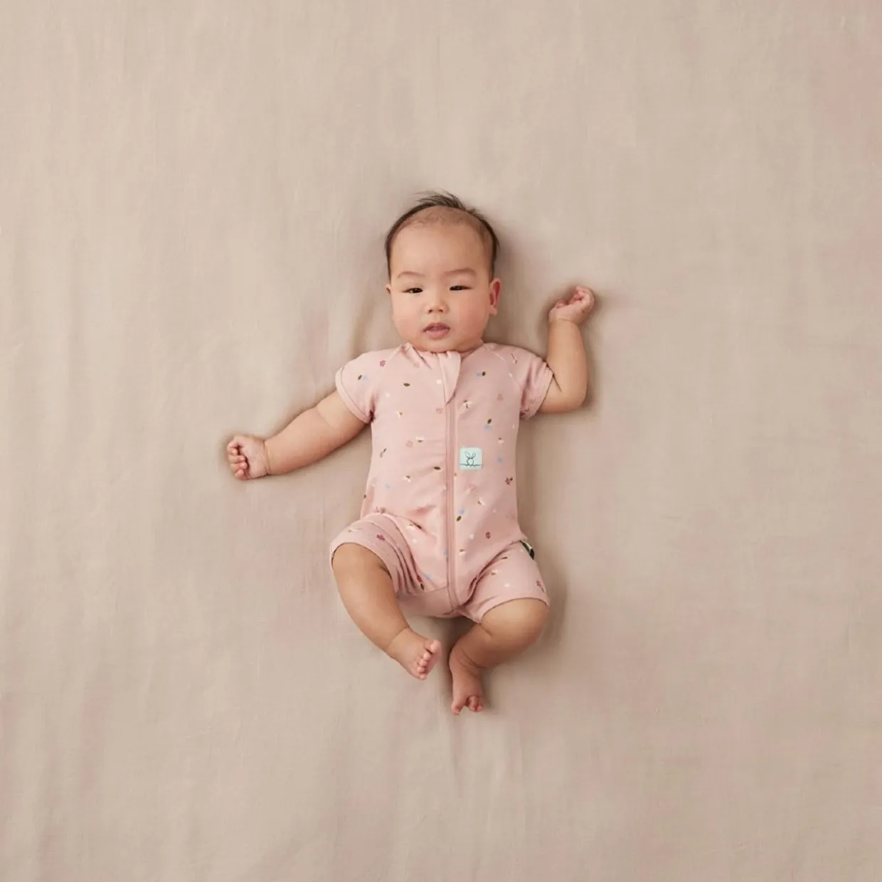 ergoPouch 0.2 Tog Organic Cotton Short Sleeve Layers