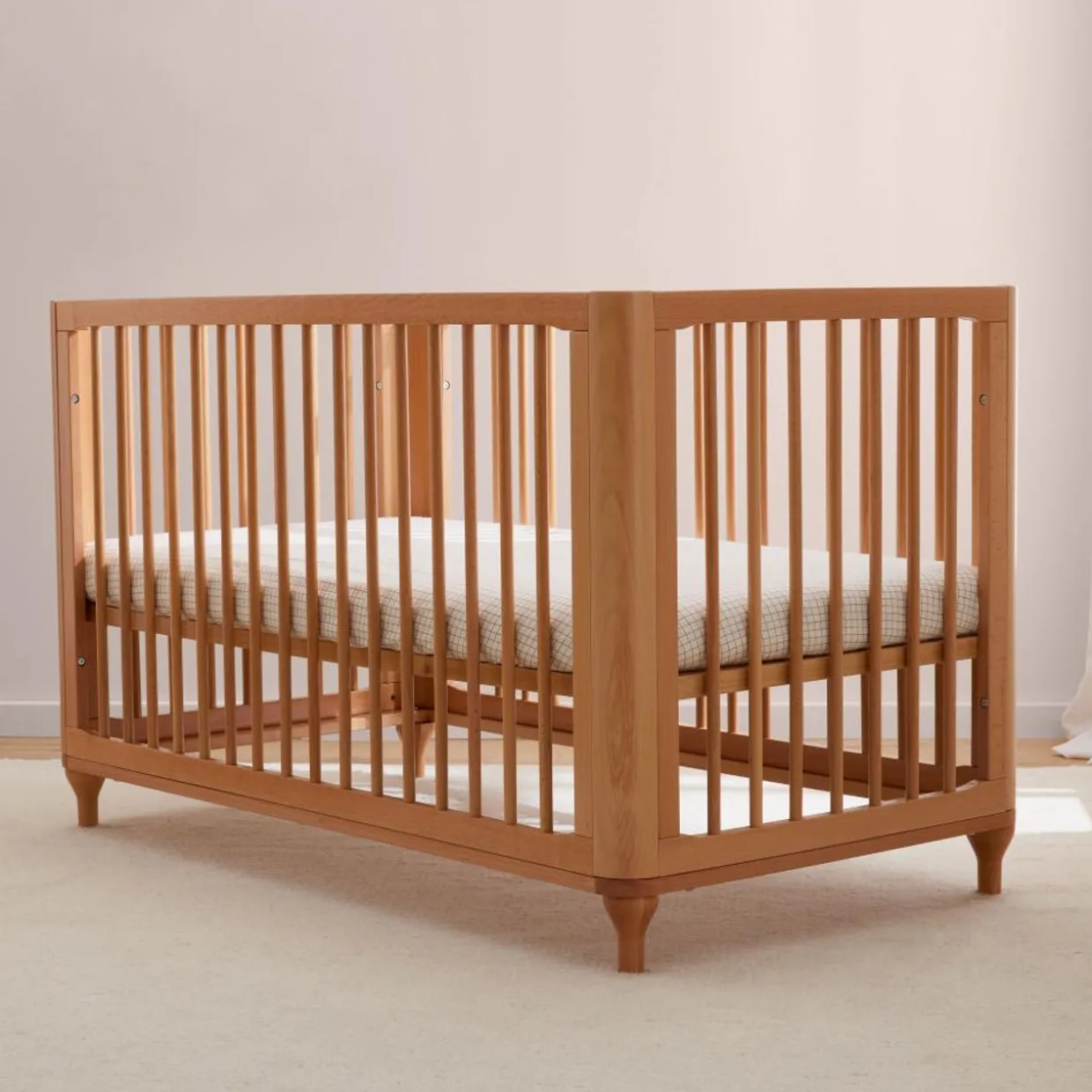ergoPouch Lyra Convertible Beechwood Cot