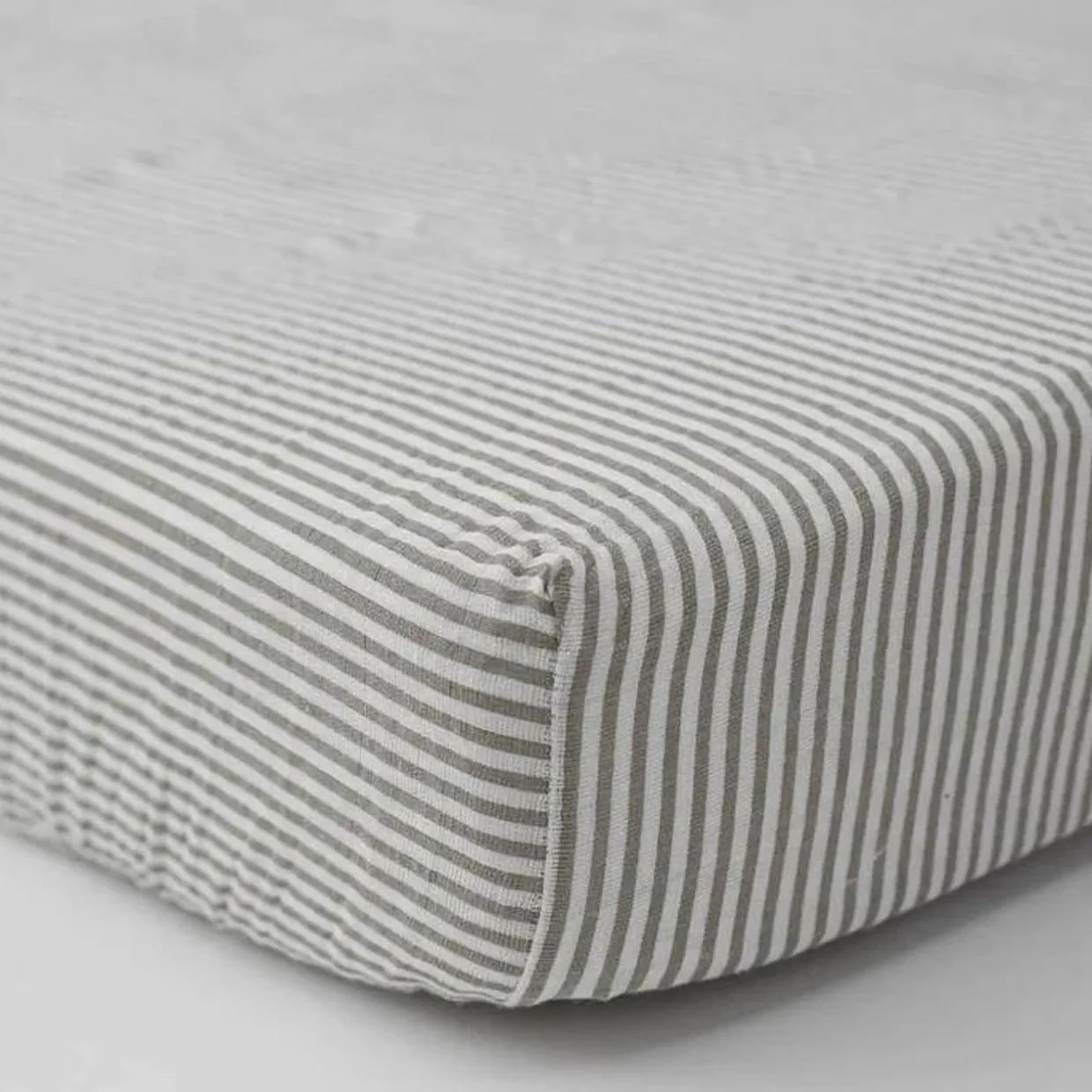 Little Unicorn - Muslin Fitted Cot Sheet - 132 x 71cm