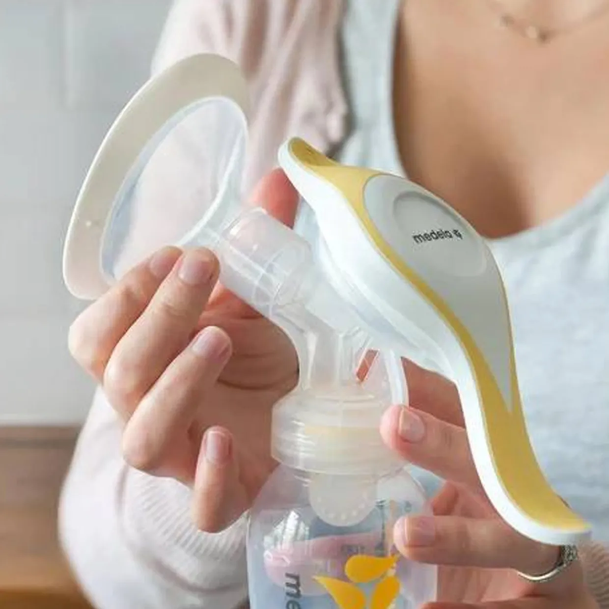 Medela Harmony Manual Breast Pump Essentials Pack
