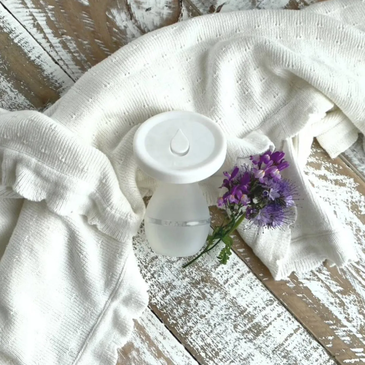 Milkbar 110ml Silicone Breastpump with Lid
