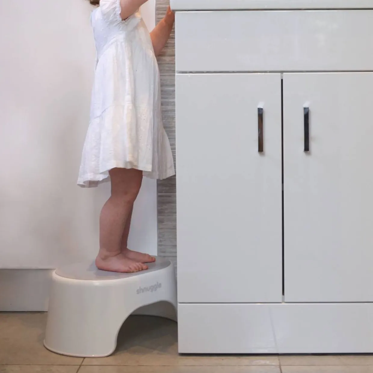 Shnuggle Step Stool